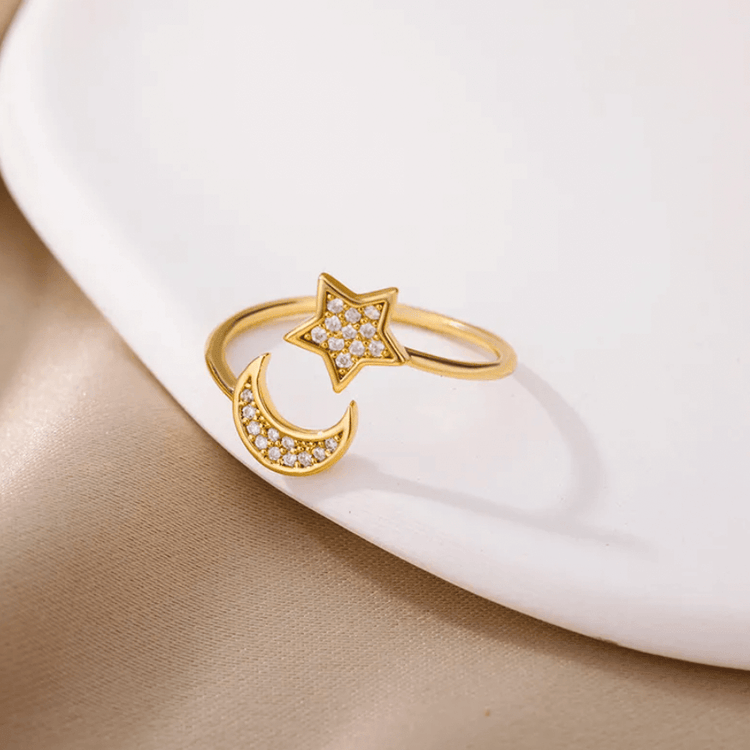 Crescent & Star Ring w/ Cubic Zircons
