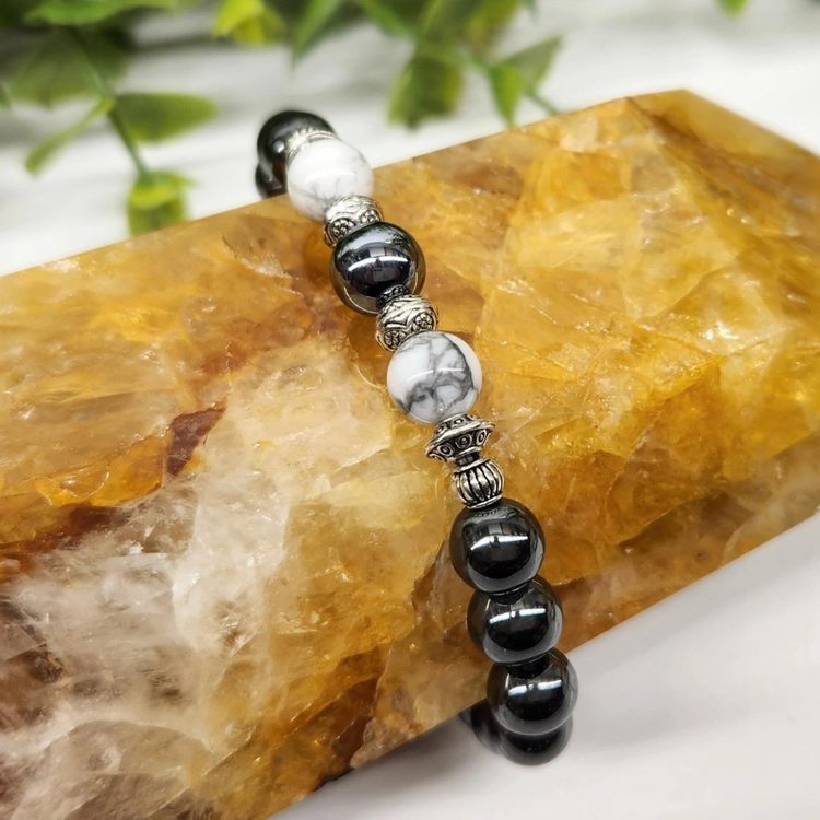 White Howlite & Hematite Bracelet - Calmness & Grounding