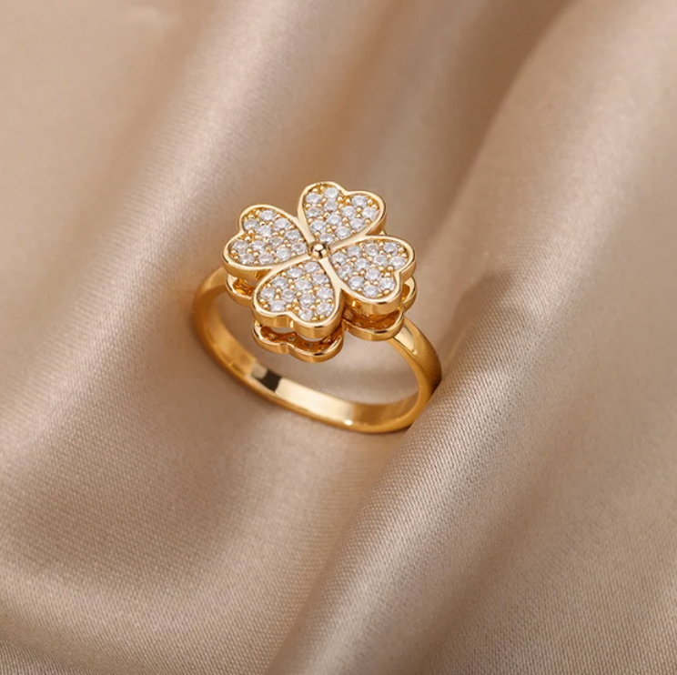 four leaf clover ring